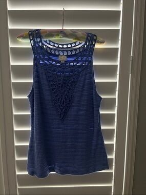 Sleeveless Crochet Yoke Tank Top - Blue